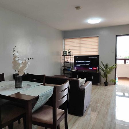 Davao City Cozy 2Br With Free Pool Beside Sm City Mall חדר תמונה